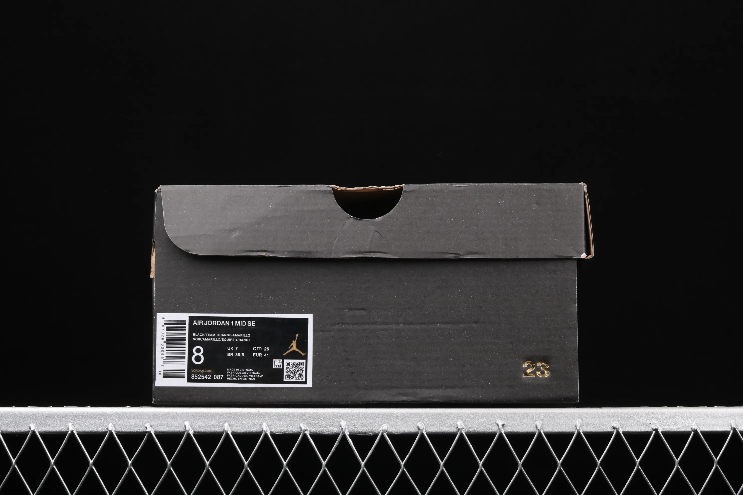 All categories Air Jordan Jordan series basketball shoes Air Jordan 1 Mid Air Jordan 1 Mid SE AJ1 Joe 1 color matching mid-top basketball shoes 852542-087